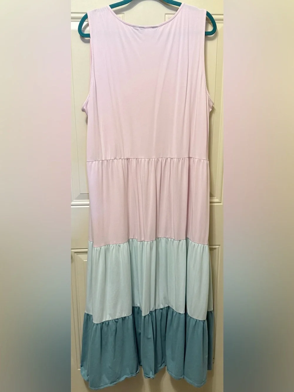 Land’s End Pastel Tiered Sleeveless Maxi Dress - Picture 3 of 4